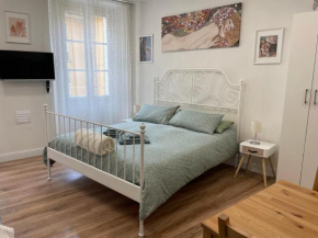 Holiday Studio in Centro Storico Intra